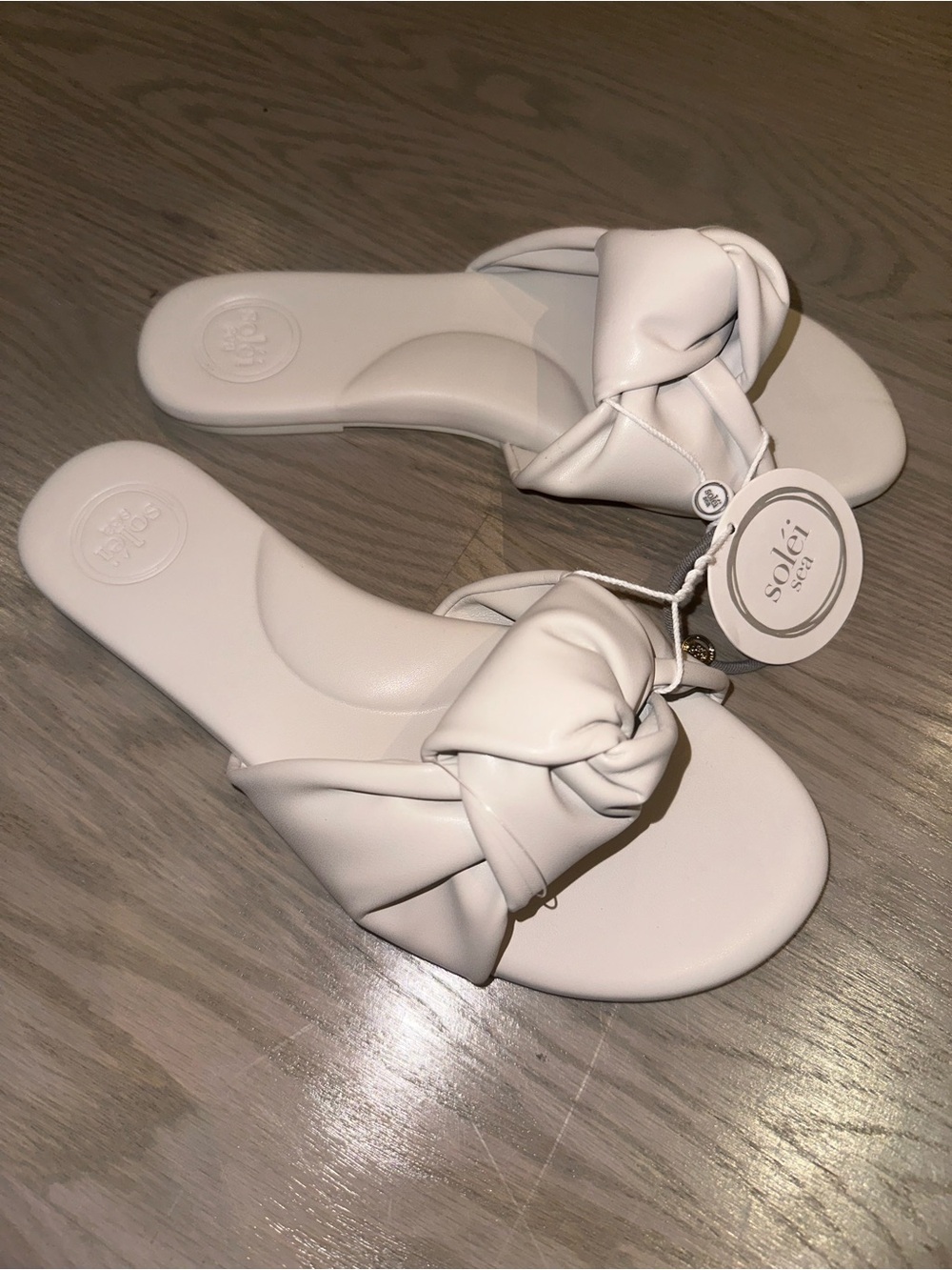 Solei Sea Women’s Cream Knotted Slide Sandals